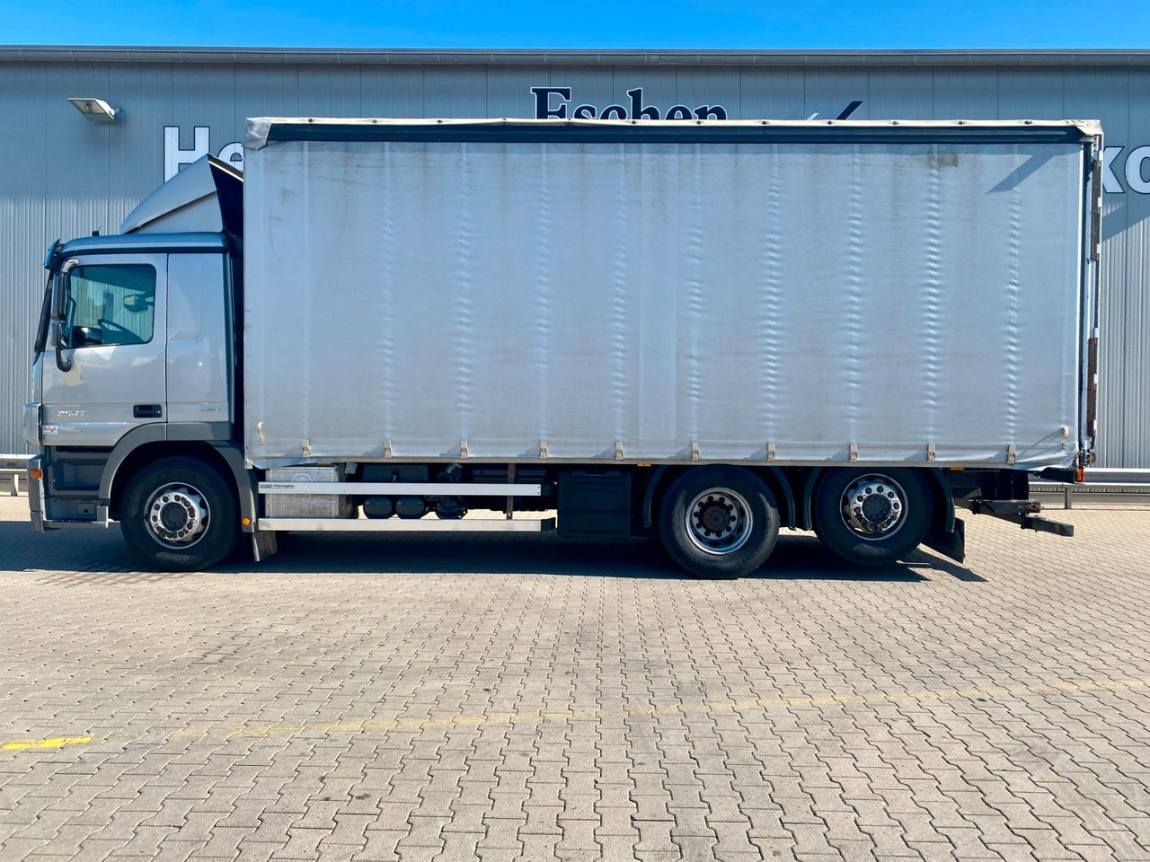 Mercedes-Benz Actros 2541| beidseitig Gardine*Edscha*AHK*Klima - Curtainsider truck: picture 2 Mercedes-Benz Actros 2541| beidseitig Gardine*Edscha*AHK*Klima - Curtainsider truck: picture 2