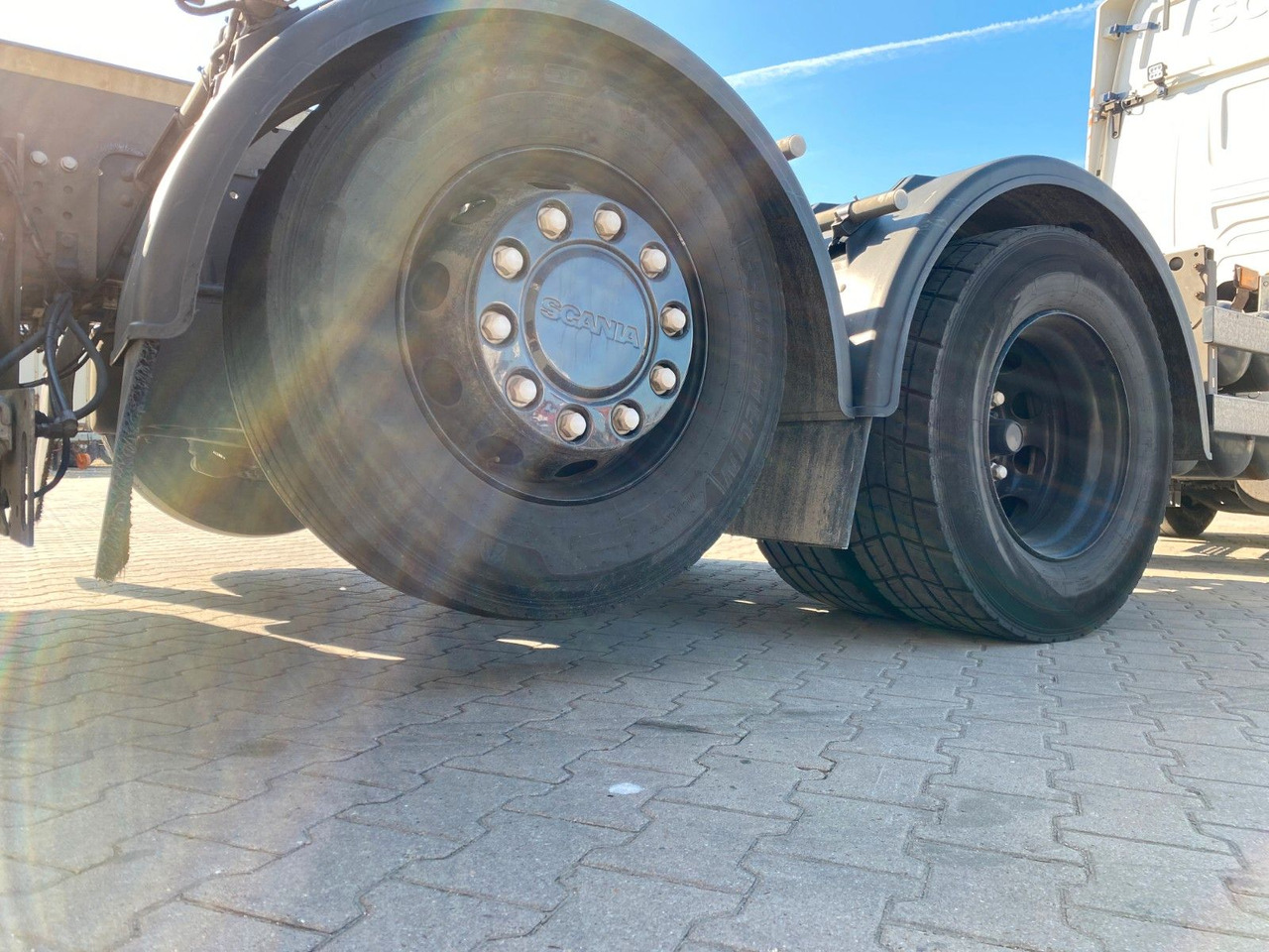 Scania R 450 B 6x2*4 | Retarder*LBW 1,50to.*Navi*Lift - Container transporter/ Swap body truck: picture 3 Scania R 450 B 6x2*4 | Retarder*LBW 1,50to.*Navi*Lift - Container transporter/ Swap body truck: picture 3
