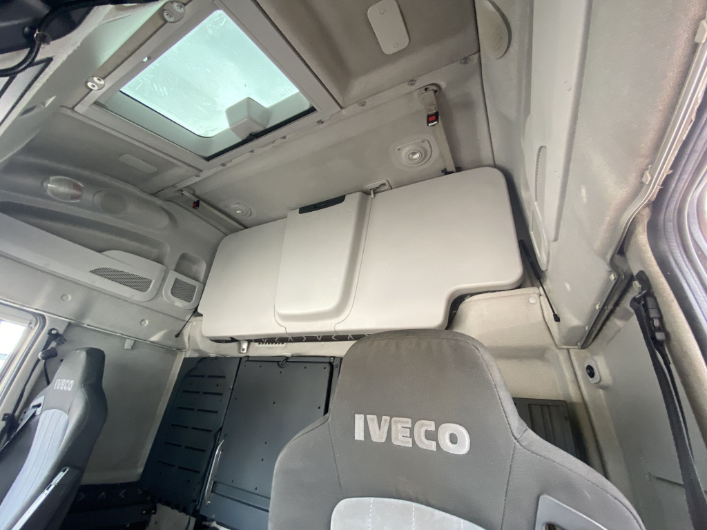 Tractor unit Iveco AS 440 S 46 T/P: picture 13