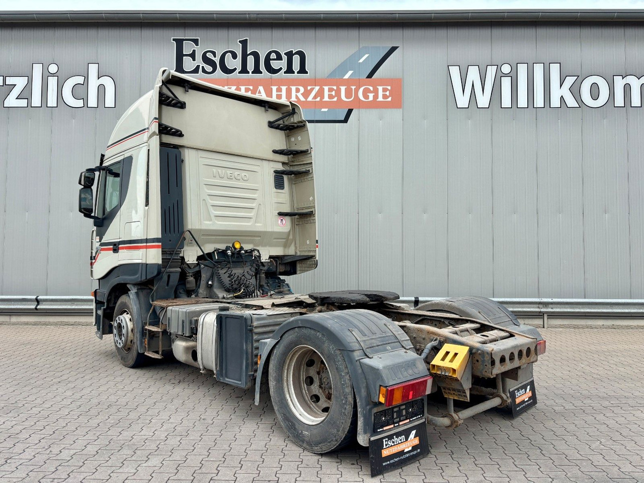 Iveco Stralis AS 440 S 46 T/P | Retarder*Hydraulik*AC - Tractor unit: picture 3 Iveco Stralis AS 440 S 46 T/P | Retarder*Hydraulik*AC - Tractor unit: picture 3