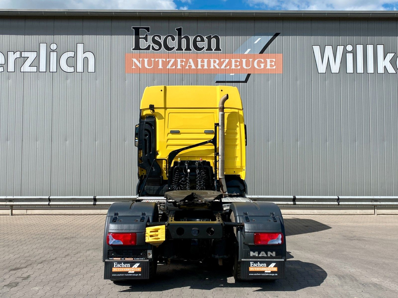 MAN TGX 18.440 4x4 HYDRO | XLX*2x Hydraulik*Retarder - Tractor unit: picture 4 MAN TGX 18.440 4x4 HYDRO | XLX*2x Hydraulik*Retarder - Tractor unit: picture 4