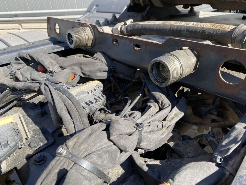 MAN TGX 18.510 4x4 HYDRO | TG3*2x Hydraulik*ACC*Navi - Tractor unit: picture 3 MAN TGX 18.510 4x4 HYDRO | TG3*2x Hydraulik*ACC*Navi - Tractor unit: picture 3