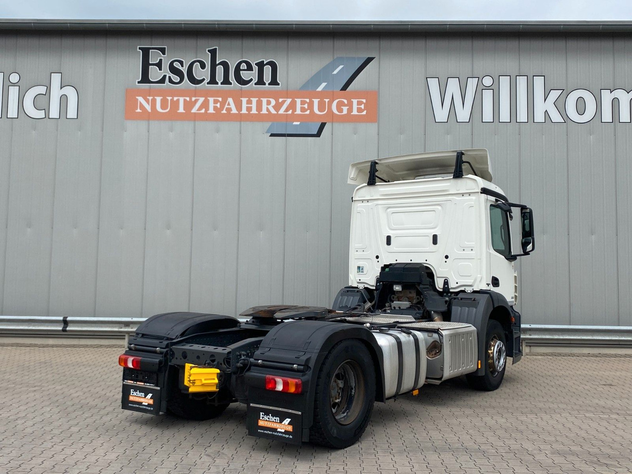 Mercedes-Benz Antos 1836 | 3-Stufen Motorbremse*Klima*1.Hand! - Tractor unit: picture 5 Mercedes-Benz Antos 1836 | 3-Stufen Motorbremse*Klima*1.Hand! - Tractor unit: picture 5
