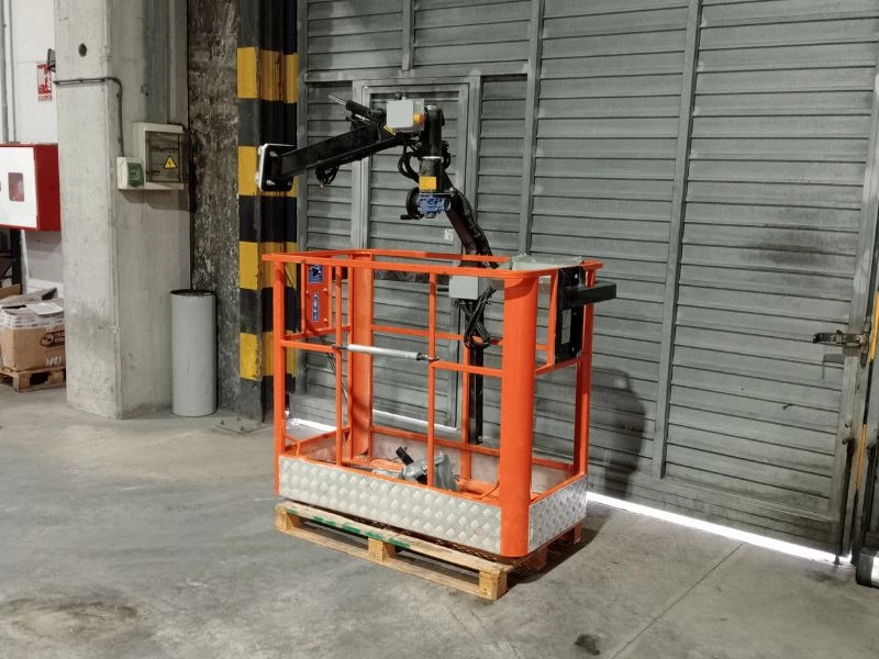 Cesta hierro de 2 personas - Attachment, Aerial platform: picture 3 Cesta hierro de 2 personas - Attachment, Aerial platform: picture 3