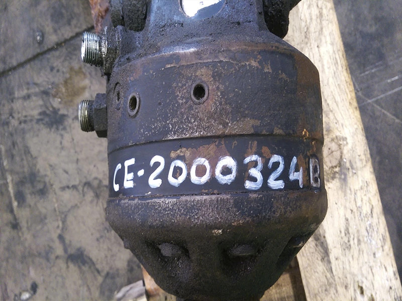 Rotator Kinshofer ocasión 4.500 Kg - Attachment: picture 3 Rotator Kinshofer ocasión 4.500 Kg - Attachment: picture 3