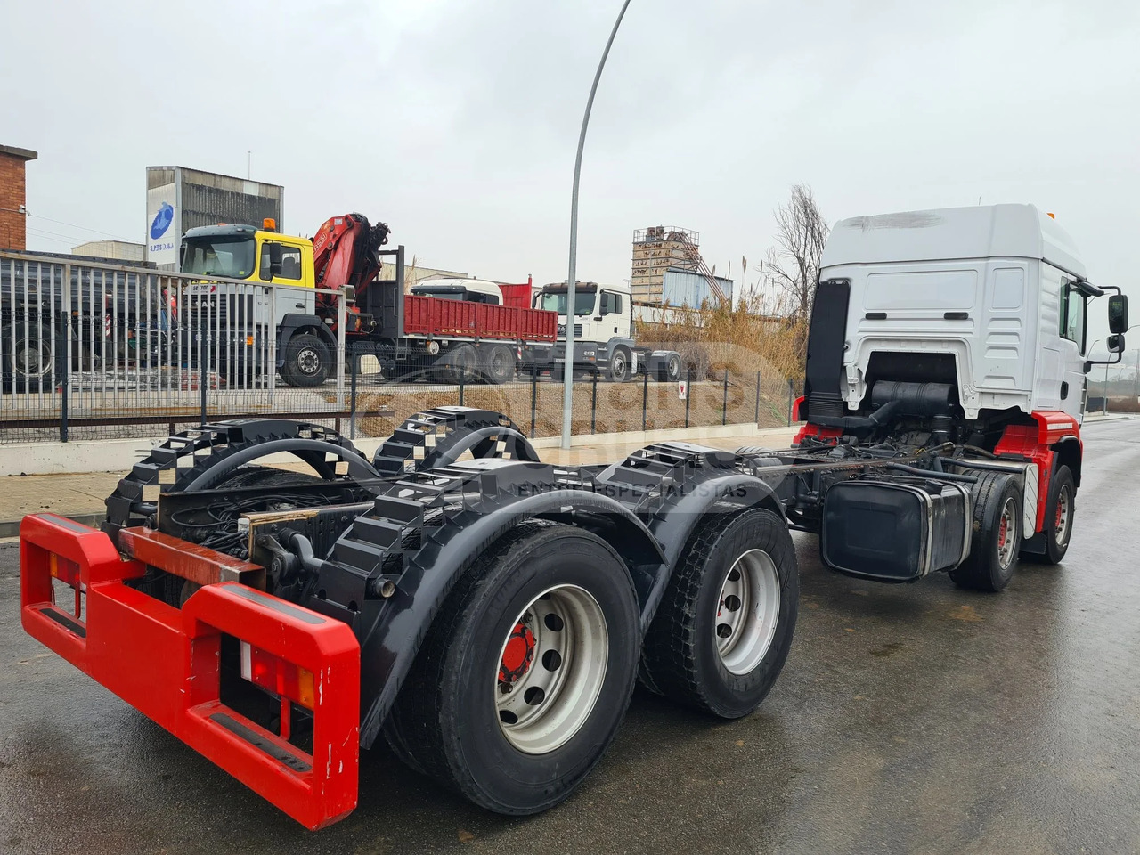 Camión MAN TGA 35.390 de ocasión + F800BXP.26 - Cab chassis truck: picture 5 Camión MAN TGA 35.390 de ocasión + F800BXP.26 - Cab chassis truck: picture 5