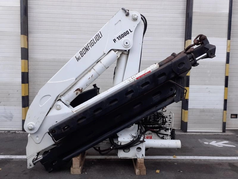 Grúa Bonfiglioli P.15000L - Loader crane for Truck: picture 1 Grúa Bonfiglioli P.15000L - Loader crane for Truck: picture 1