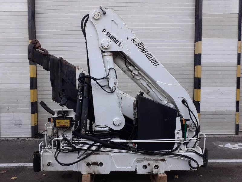 Grúa Bonfiglioli P.15000L - Loader crane for Truck: picture 3 Grúa Bonfiglioli P.15000L - Loader crane for Truck: picture 3