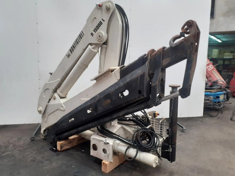 Grúa Bonfiglioli P15000L - Loader crane for Truck: picture 3 Grúa Bonfiglioli P15000L - Loader crane for Truck: picture 3