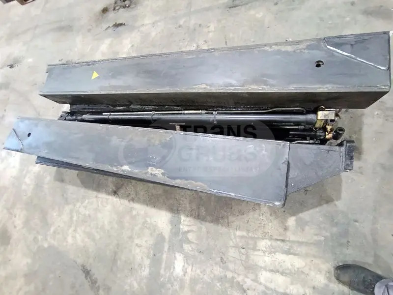 Grúa F700/800AXP.26 solo para recambios - Loader crane: picture 3 Grúa F700/800AXP.26 solo para recambios - Loader crane: picture 3