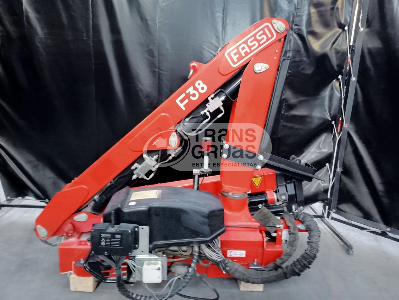 Grúa Fassi F38AF - Loader crane for Truck: picture 1 Grúa Fassi F38AF - Loader crane for Truck: picture 1