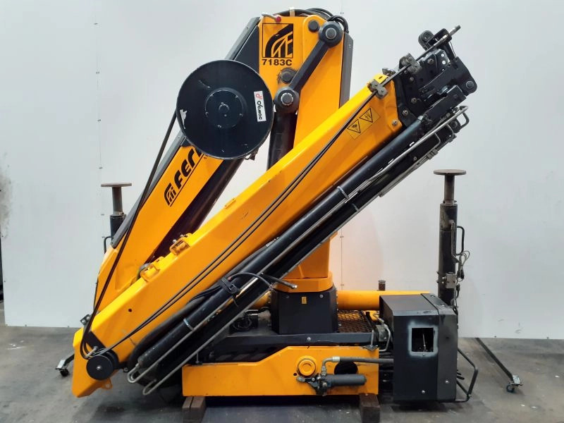 Grúa Ferrari F718 3C A5 - Loader crane for Truck: picture 2 Grúa Ferrari F718 3C A5 - Loader crane for Truck: picture 2