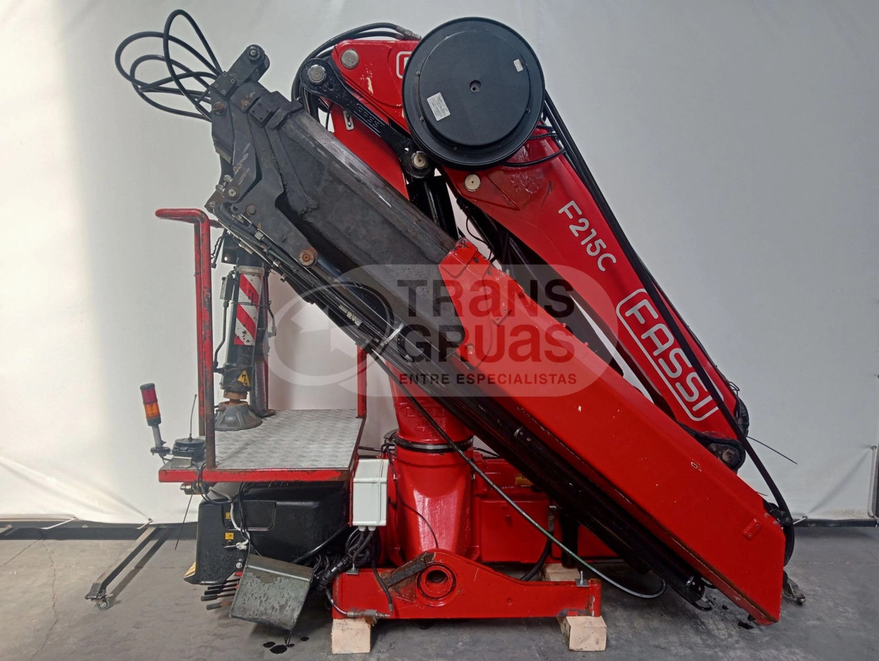 Grúa hidráulica Fassi F215AC.2.24 - Loader crane: picture 5 Grúa hidráulica Fassi F215AC.2.24 - Loader crane: picture 5