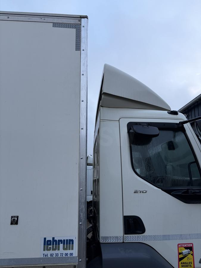 DAF LF 210 - Box truck: picture 2 DAF LF 210 - Box truck: picture 2