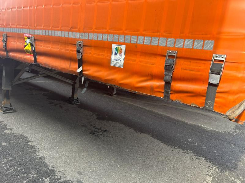 Fliegl - Curtainsider semi-trailer: picture 5 Fliegl - Curtainsider semi-trailer: picture 5