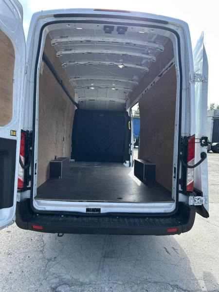 Ford Transit 2.0 - Panel van: picture 4 Ford Transit 2.0 - Panel van: picture 4