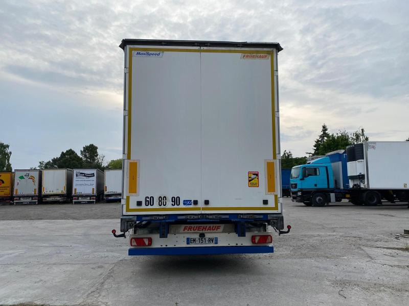 Fruehauf - Curtainsider semi-trailer: picture 3 Fruehauf - Curtainsider semi-trailer: picture 3