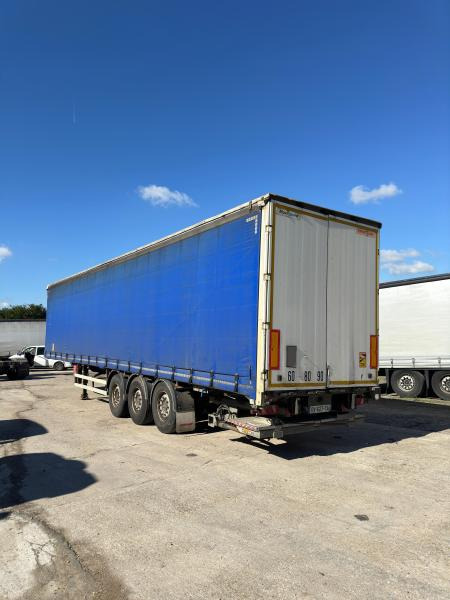 Fruehauf - Curtainsider semi-trailer: picture 1 Fruehauf - Curtainsider semi-trailer: picture 1