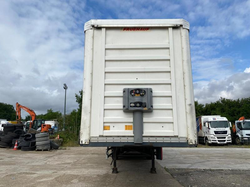 Fruehauf - Curtainsider semi-trailer: picture 4 Fruehauf - Curtainsider semi-trailer: picture 4