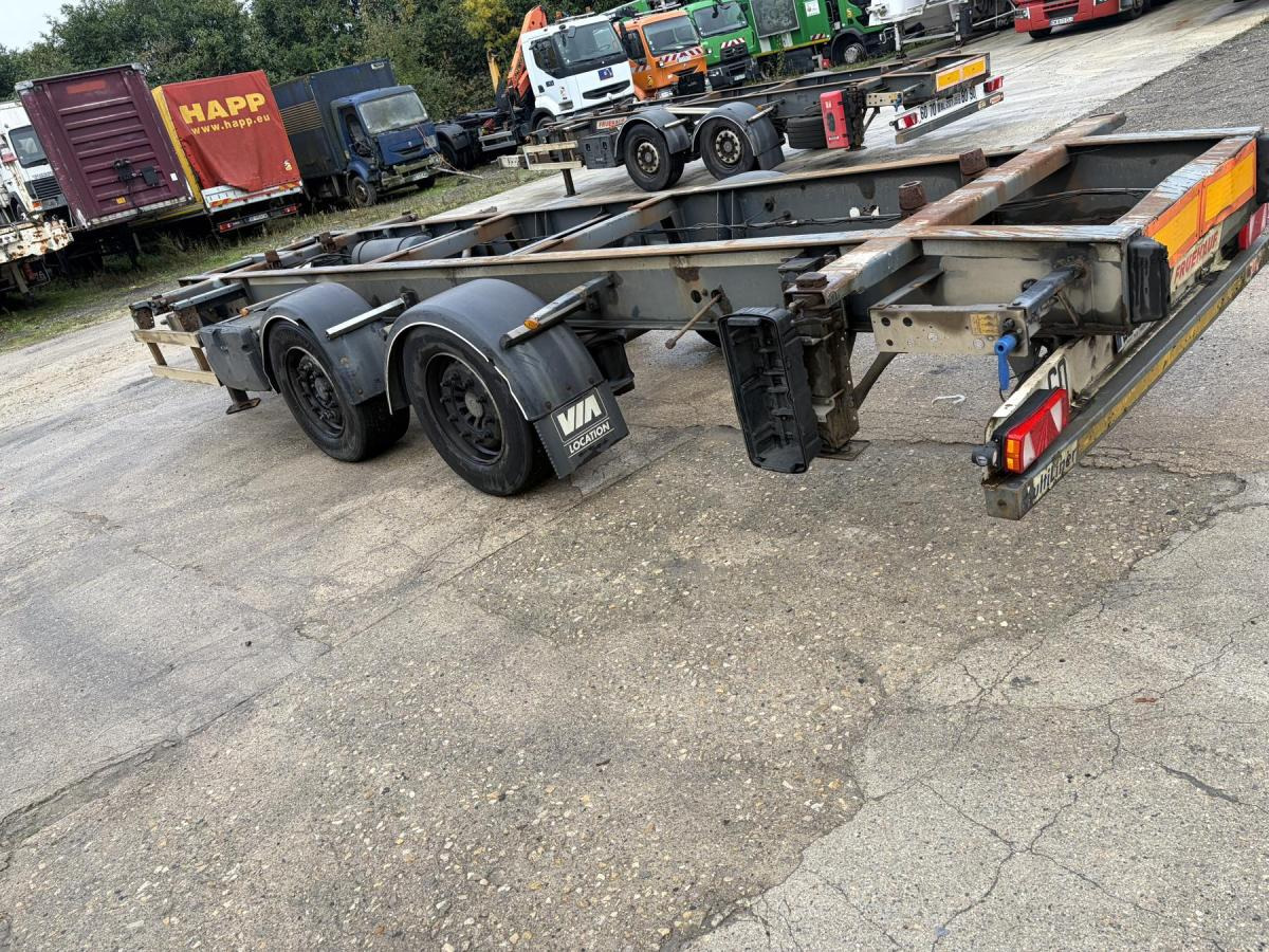 Fruehauf - Container transporter/ Swap body trailer: picture 3 Fruehauf - Container transporter/ Swap body trailer: picture 3