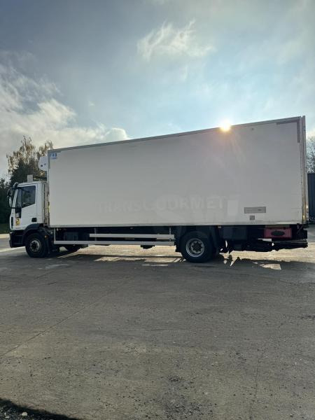 Iveco Eurocargo 160E30 - Refrigerator truck: picture 4 Iveco Eurocargo 160E30 - Refrigerator truck: picture 4