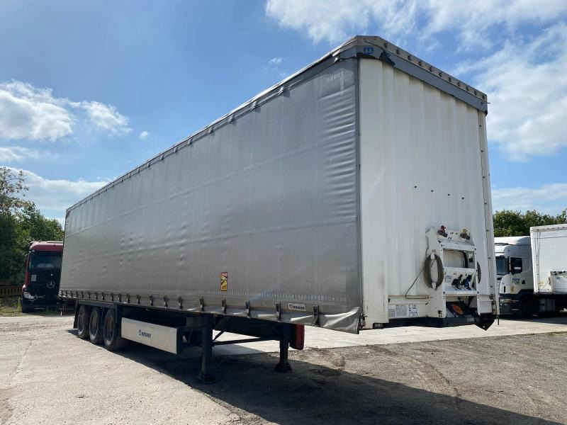 Krone - Curtainsider semi-trailer: picture 1 Krone - Curtainsider semi-trailer: picture 1