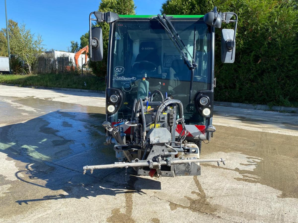Mathieu Azura MC210 - Road sweeper: picture 4 Mathieu Azura MC210 - Road sweeper: picture 4