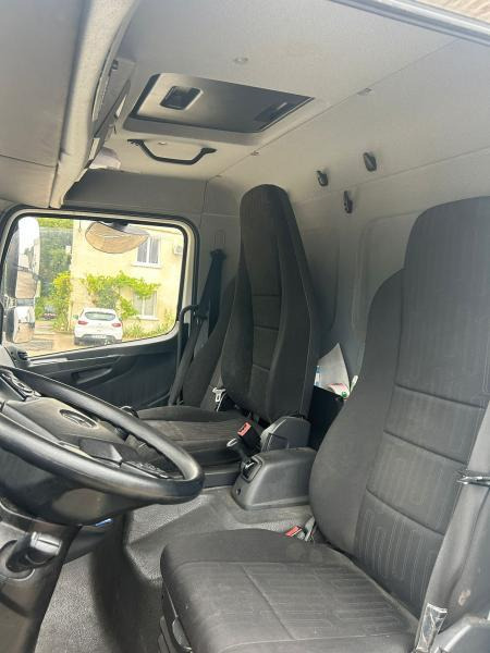 Mercedes Atego 816 - Box truck: picture 3 Mercedes Atego 816 - Box truck: picture 3