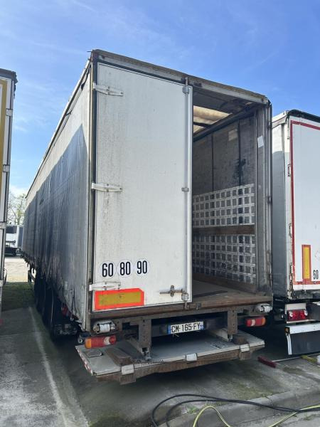 SRT - Curtainsider semi-trailer: picture 2 SRT - Curtainsider semi-trailer: picture 2