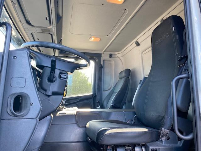 Scania R 320 - Refrigerator truck: picture 3 Scania R 320 - Refrigerator truck: picture 3