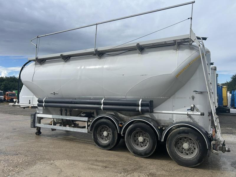 Spitzer - Tank semi-trailer: picture 2 Spitzer - Tank semi-trailer: picture 2