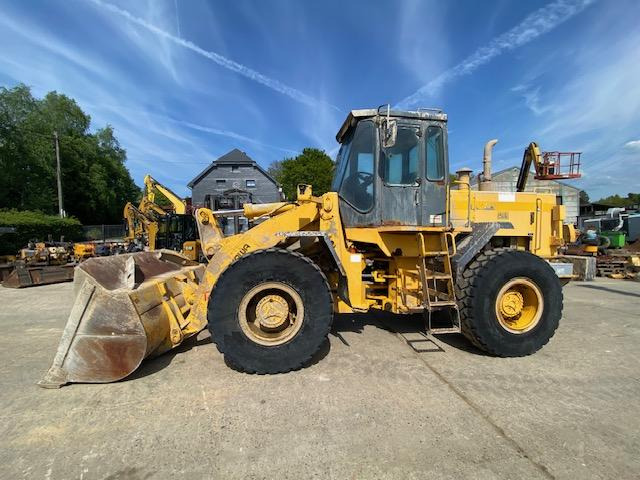 Wheel loader Furukawa 335: picture 19