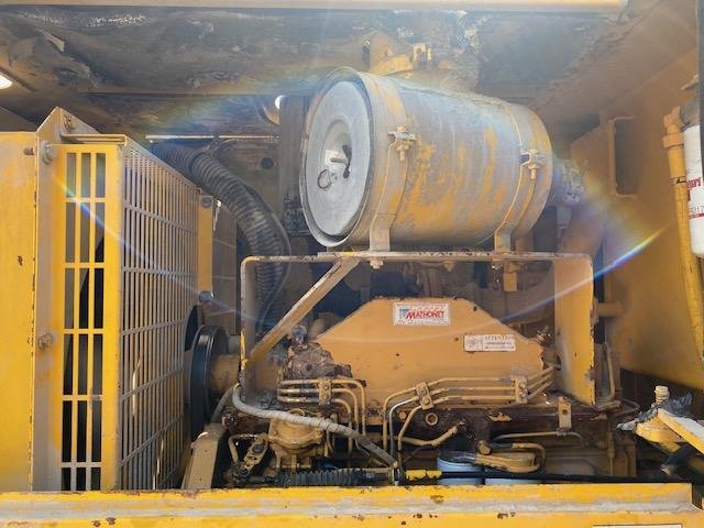 Wheel loader Furukawa 335: picture 9