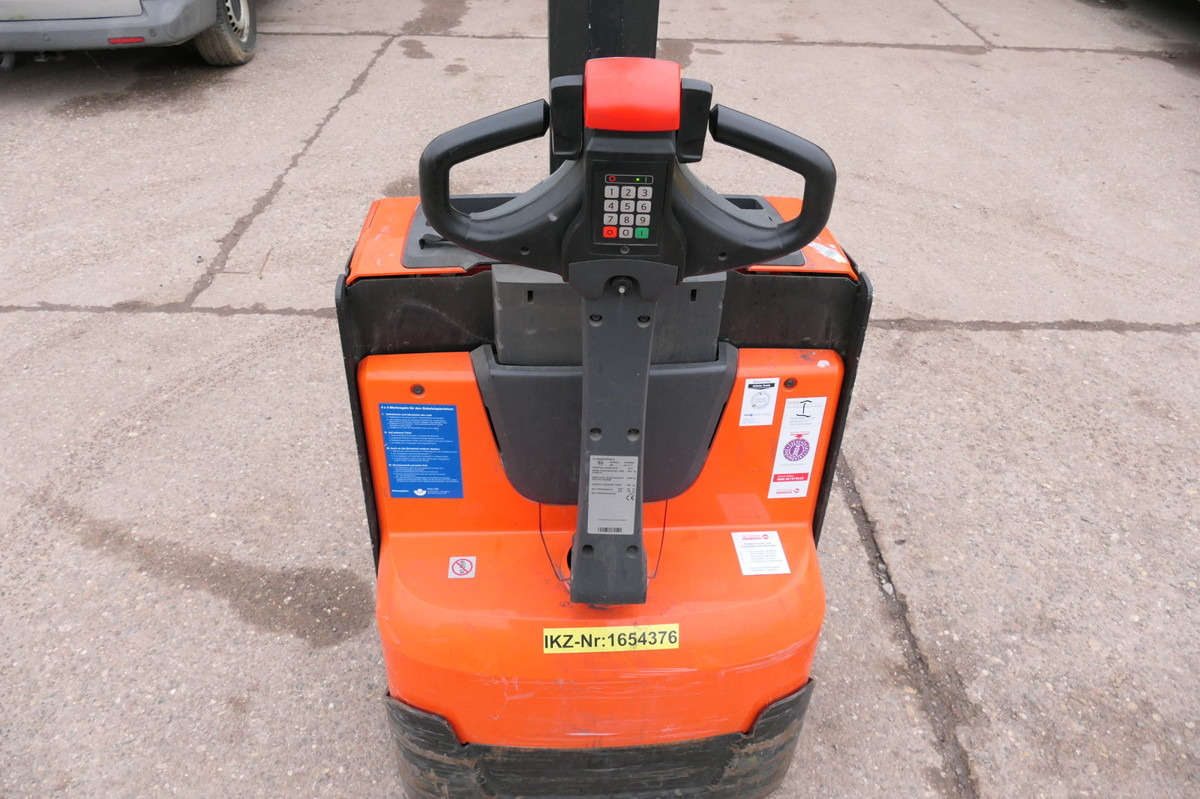 BT SWE 080L Batterie 01/2016 - Pallet truck: picture 5 BT SWE 080L Batterie 01/2016 - Pallet truck: picture 5