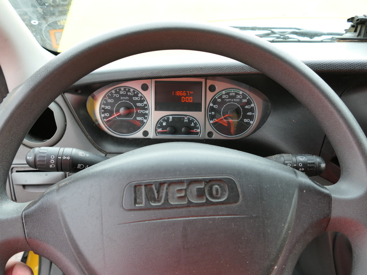 Box van IVECO Daily 35 S11 C30C AUTOMATIK KAMERA MAXI Regale D: picture 11