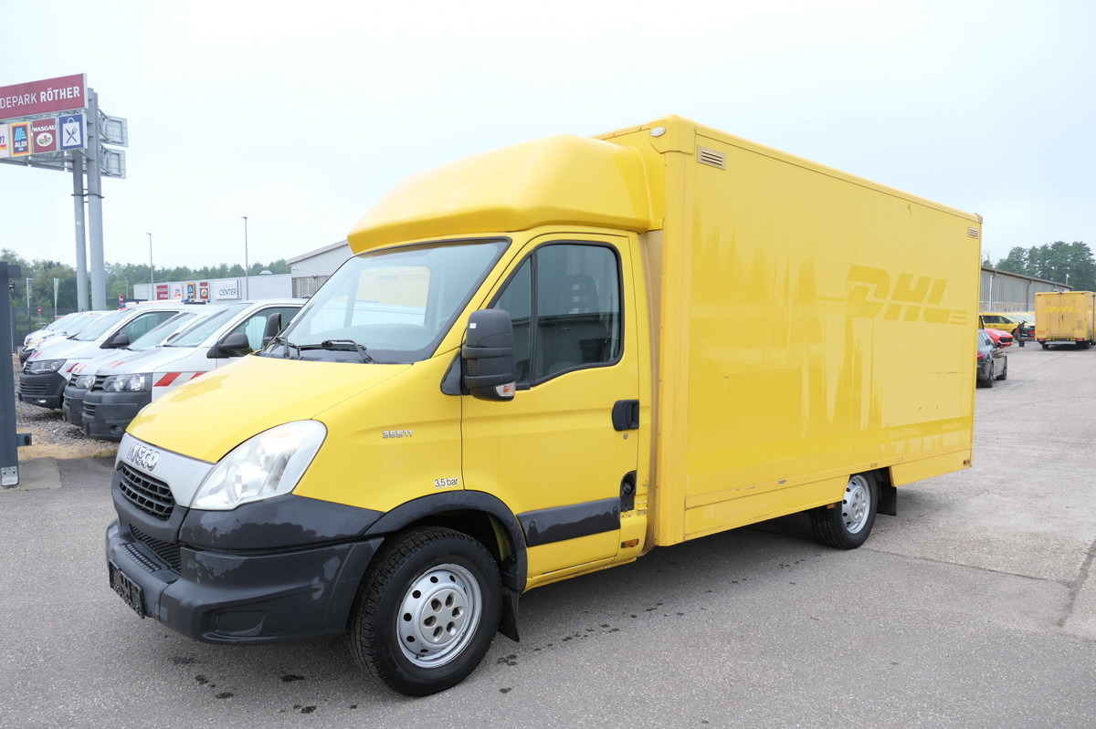 IVECO Daily 35 S11 C30C AUTOMATIK KAMERA Regale LUFT D - Box van: picture 2 IVECO Daily 35 S11 C30C AUTOMATIK KAMERA Regale LUFT D - Box van: picture 2