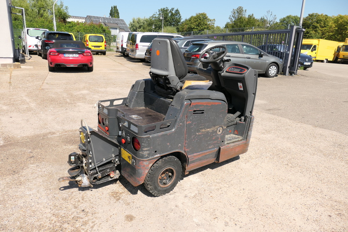 LINDE P 60 Z Schlepper Batterie 16/2019 3-Rad - Tow tractor: picture 3 LINDE P 60 Z Schlepper Batterie 16/2019 3-Rad - Tow tractor: picture 3