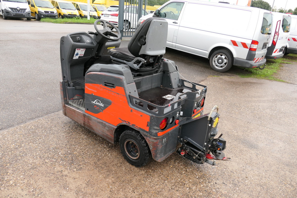 LINDE P 60 Z Schlepper Batterie 25/2017 - Tow tractor: picture 4 LINDE P 60 Z Schlepper Batterie 25/2017 - Tow tractor: picture 4