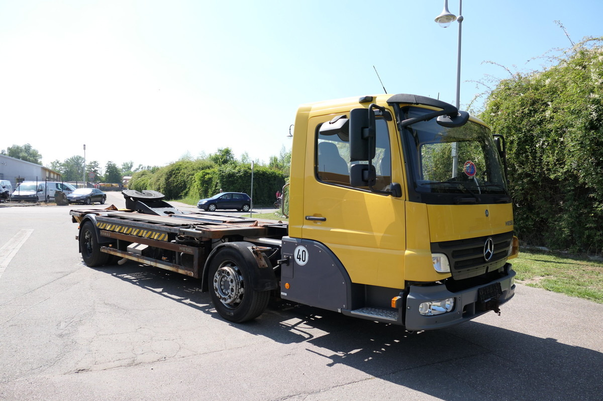 MERCEDES-BENZ KAMAG WBH 25 Wiesel Sattelkupplung Umsetzfahrz. - Container transporter/ Swap body truck: picture 4 MERCEDES-BENZ KAMAG WBH 25 Wiesel Sattelkupplung Umsetzfahrz. - Container transporter/ Swap body truck: picture 4