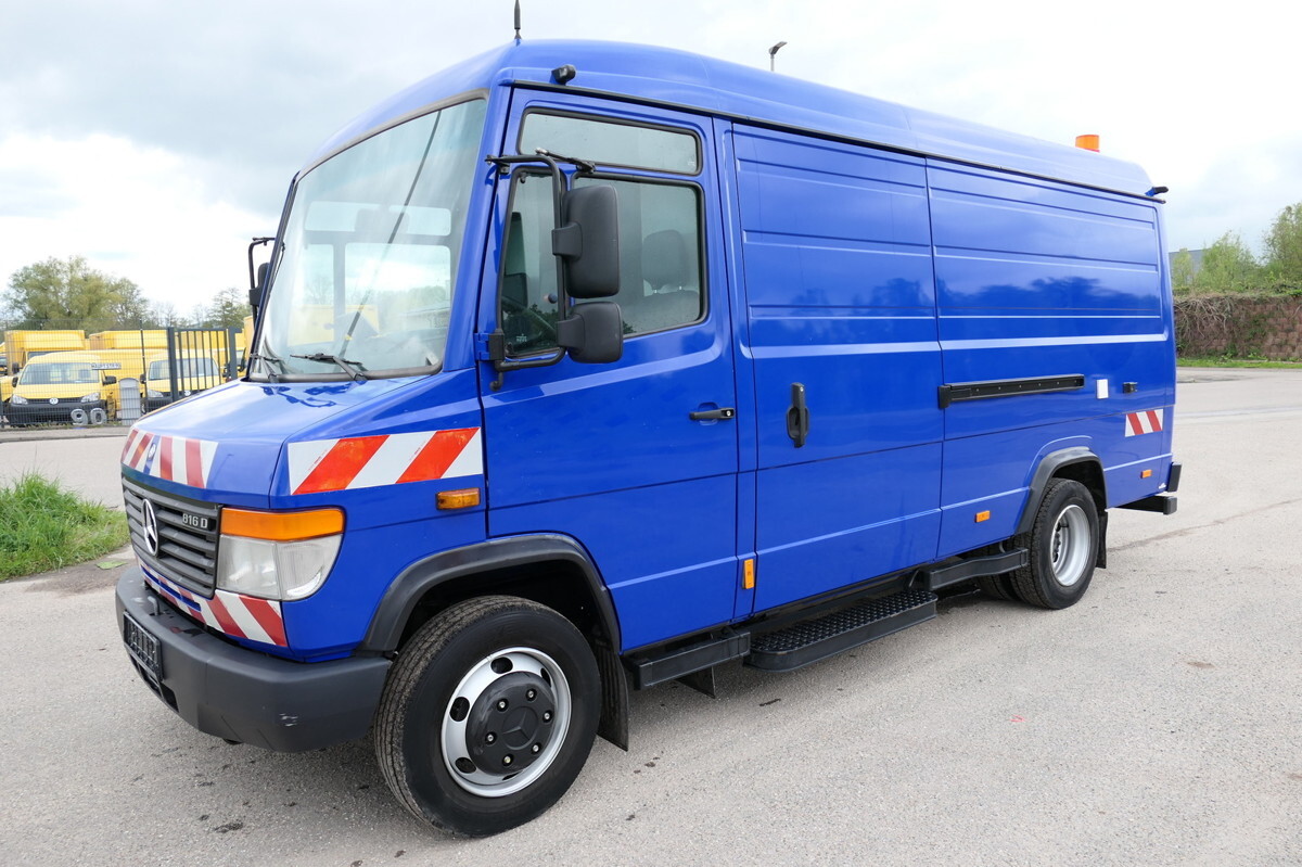 MERCEDES-BENZ Vario 816 D Kanalinspektion Kanal TV Standheizun - Vacuum truck: picture 1 MERCEDES-BENZ Vario 816 D Kanalinspektion Kanal TV Standheizun - Vacuum truck: picture 1