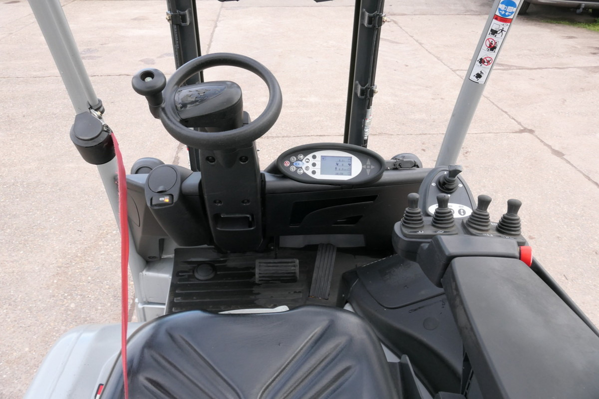 STILL RX 20-18P/H 4-RAD DUPLEX 4-VENTIL - Truck mounted forklift: picture 5 STILL RX 20-18P/H 4-RAD DUPLEX 4-VENTIL - Truck mounted forklift: picture 5