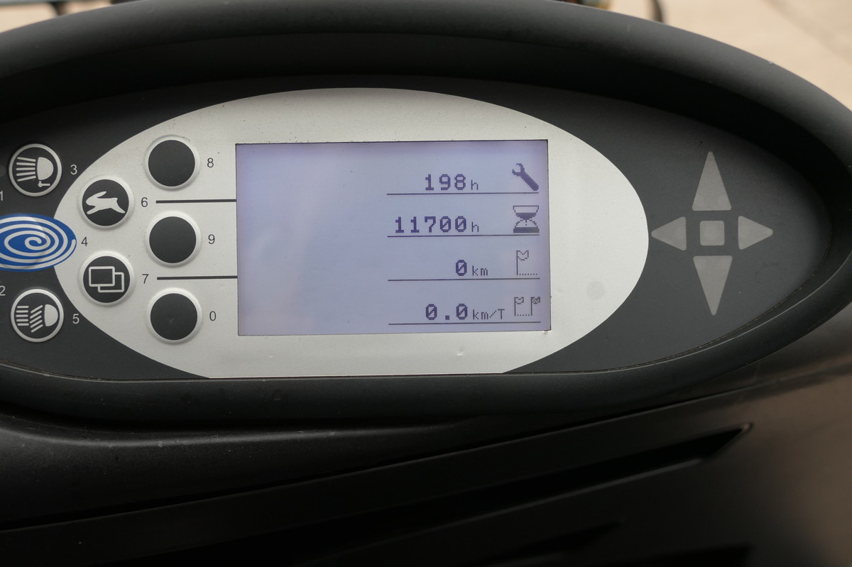 Truck mounted forklift STILL RX 20-18P/H 4RAD DUPLEX 4VENTIL BATTERIE 29/2016: picture 9 Truck mounted forklift STILL RX 20-18P/H 4RAD DUPLEX 4VENTIL BATTERIE 29/2016: picture 9