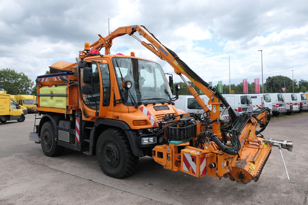 UNIMOG U400 405/12 - Tipper: picture 3 UNIMOG U400 405/12 - Tipper: picture 3