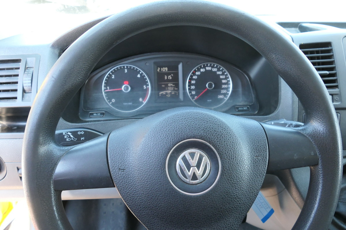Small van VW T5 Transporter 2.0 TDI PARKTRONIK EURO-5 2xSCHIE: picture 11 Small van VW T5 Transporter 2.0 TDI PARKTRONIK EURO-5 2xSCHIE: picture 11