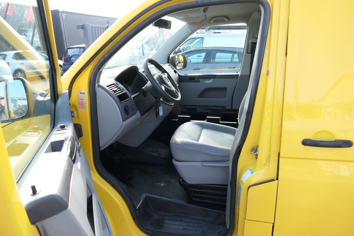 Small van VW T5 Transporter 2.0 TDI PARKTRONIK EURO-5 2xSCHIE: picture 8 Small van VW T5 Transporter 2.0 TDI PARKTRONIK EURO-5 2xSCHIE: picture 8