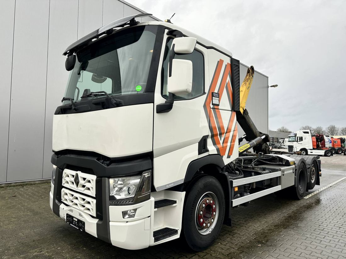 Renault T460 6x2 - 20ton Palfinger hooklift - Container transporter/ Swap body truck: picture 1 Renault T460 6x2 - 20ton Palfinger hooklift - Container transporter/ Swap body truck: picture 1