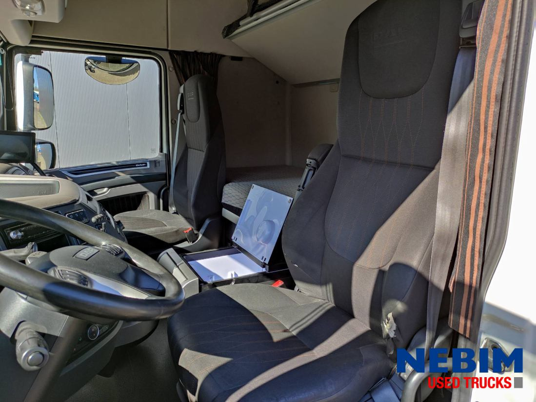 DAF XF 450 6x2 FTG - 493.069Km - ADR/VLG-AT - Tractor unit: picture 3 DAF XF 450 6x2 FTG - 493.069Km - ADR/VLG-AT - Tractor unit: picture 3