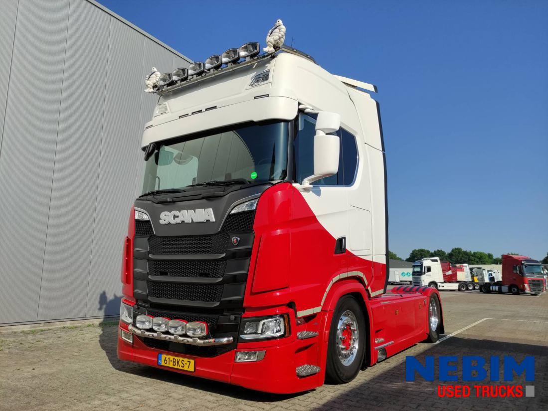 Scania S730 V8 Topline - Retarder - Full AIR - Tractor unit: picture 1 Scania S730 V8 Topline - Retarder - Full AIR - Tractor unit: picture 1