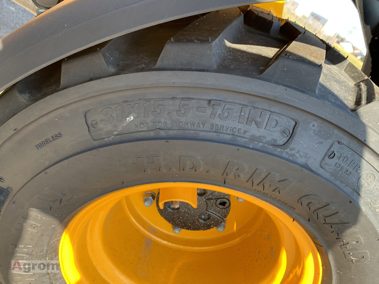 New Compact loader JCB 403 Plus: picture 16 New Compact loader JCB 403 Plus: picture 16