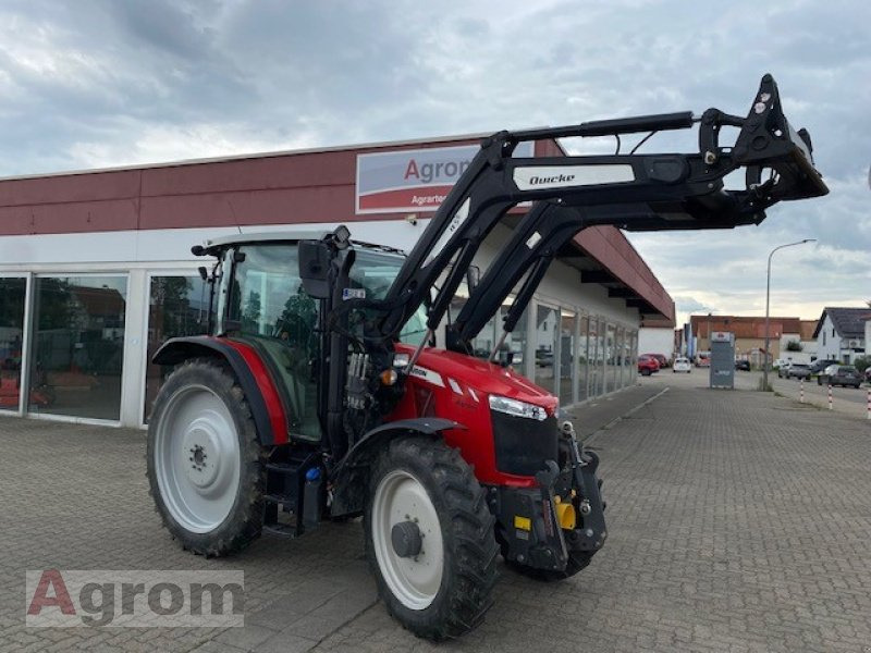 Massey Ferguson 5711 - Farm tractor: picture 2 Massey Ferguson 5711 - Farm tractor: picture 2